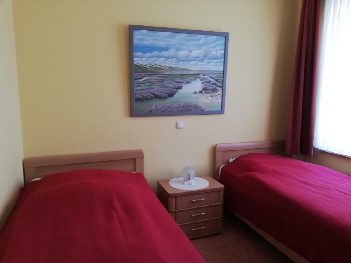 Haus Suederriff 20 Apartment Нойхарлингерзийл Екстериор снимка